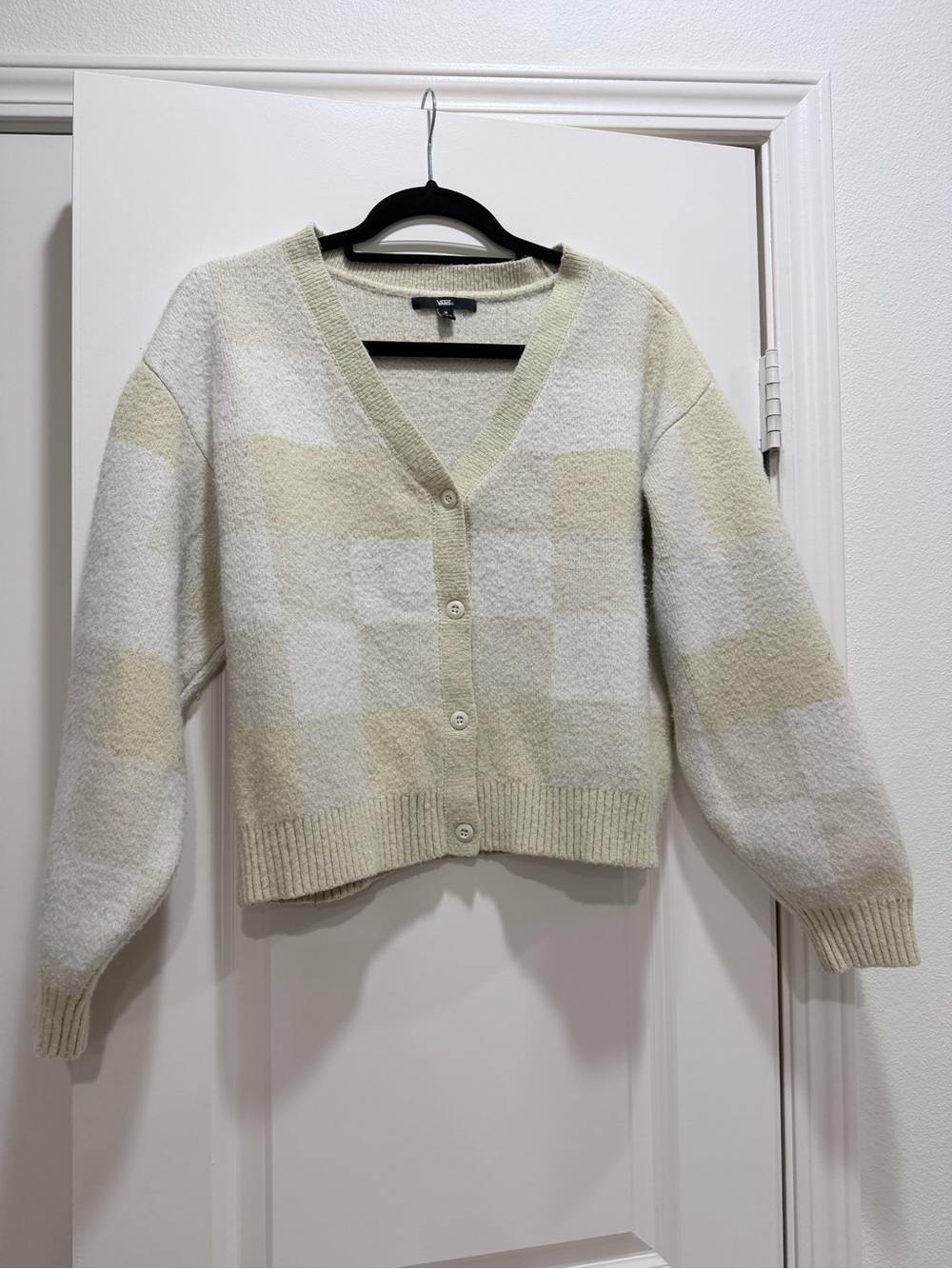 Vans Cream and Pale Yellow Checkered V‑Neck Cardigan